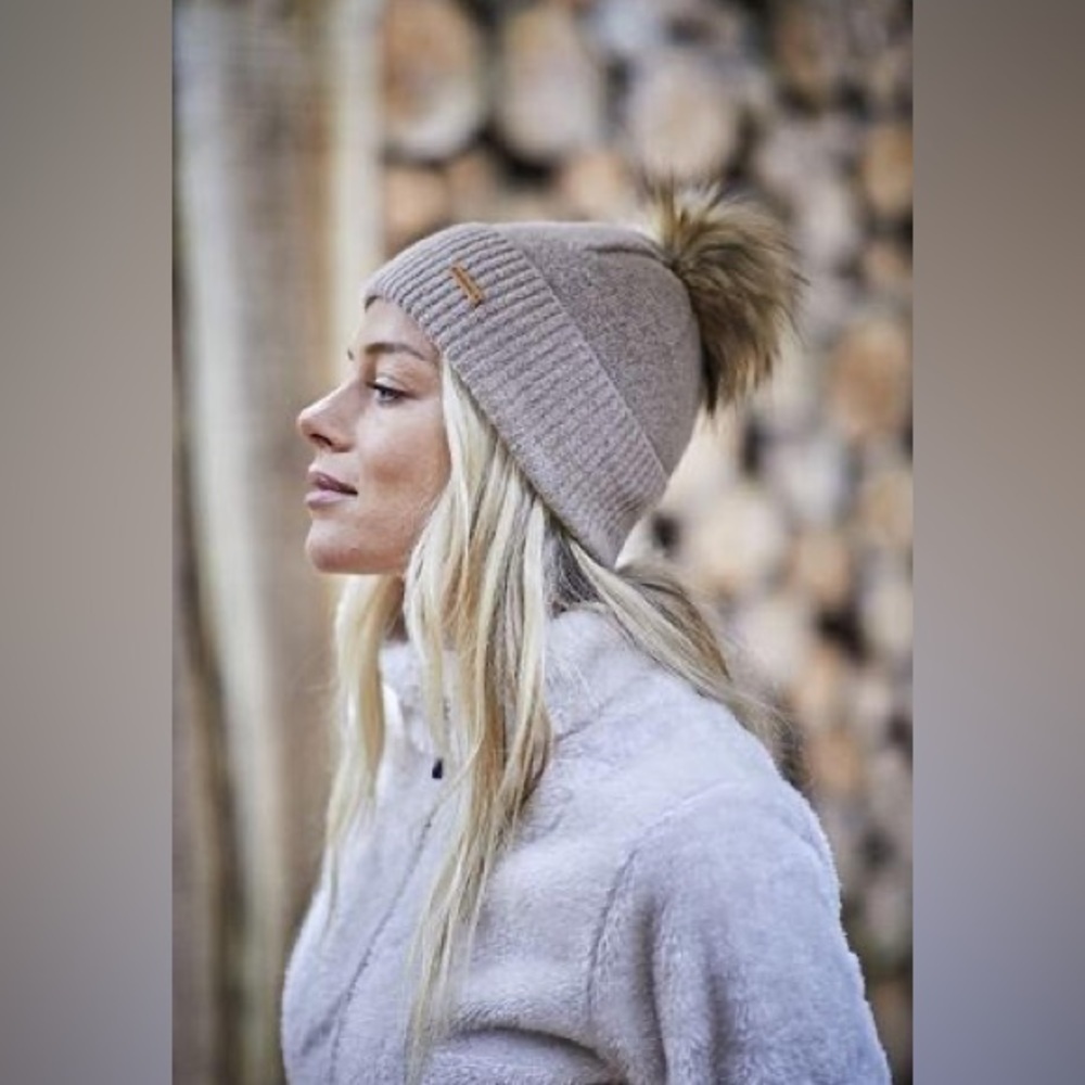 STARLING Women's Tristano Toque Beanie in Grey